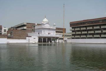 5 (Panj) Sarovar Walk