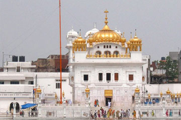 Tarn Taran Sahib / Khadoor Sahib / Goindwal Sahib (50 Kms.)