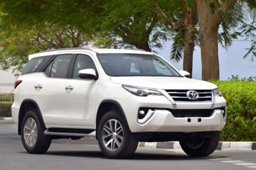 Luxury Fortuner Taxi in Amritsar